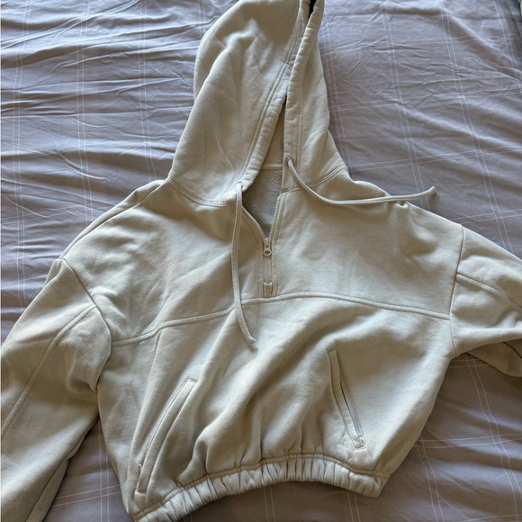 ALO Yoga Sweaters - Alo Yoga Bone Quarter Zip Cropped Hoodie Small